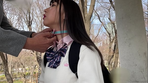 https://bit.ly/3nsec7q She is tied up in the park and walks to her uncle's house. She gets fucked live in the doggy position while her erotic ass is being looked at, felt and squirted all over.
