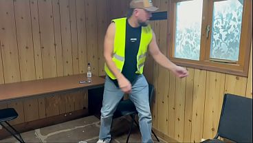 Gay Tradie caught jerking off hardcore rimming