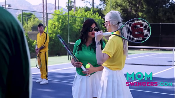 Swap Stepmoms Serving Balls- Mona Azar, Kenzie Taylor