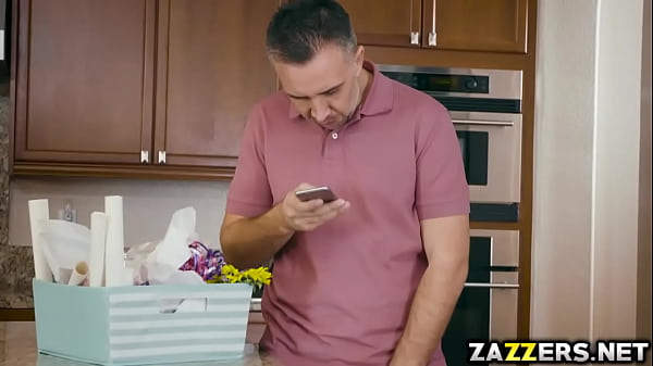Raven Bakers sweet pussy drilled by Keiran Lee