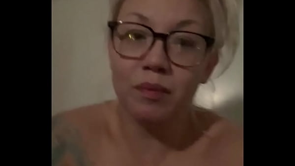 2 Pairs of Juicy Lips