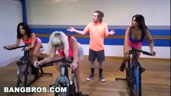 BANGBROS - Curvy Latina MILF Rose Monroe Gets Her Big Ass Beat Up In Spin Class
