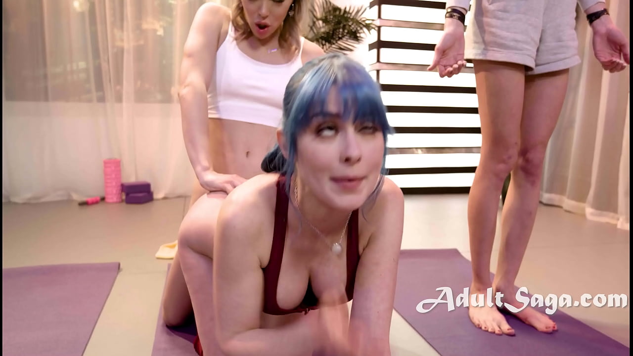 Nadie sabe a quién se follará hoy el instructor de yoga transexual
                       shaved tranny pussy fucking female doggytyle stretching yoga pants yoga class english subtitles free use jewelz blu trans on female muchos negros
