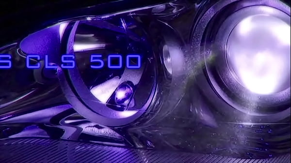 Two Blondes And A Brunette Visit Men In The Garage