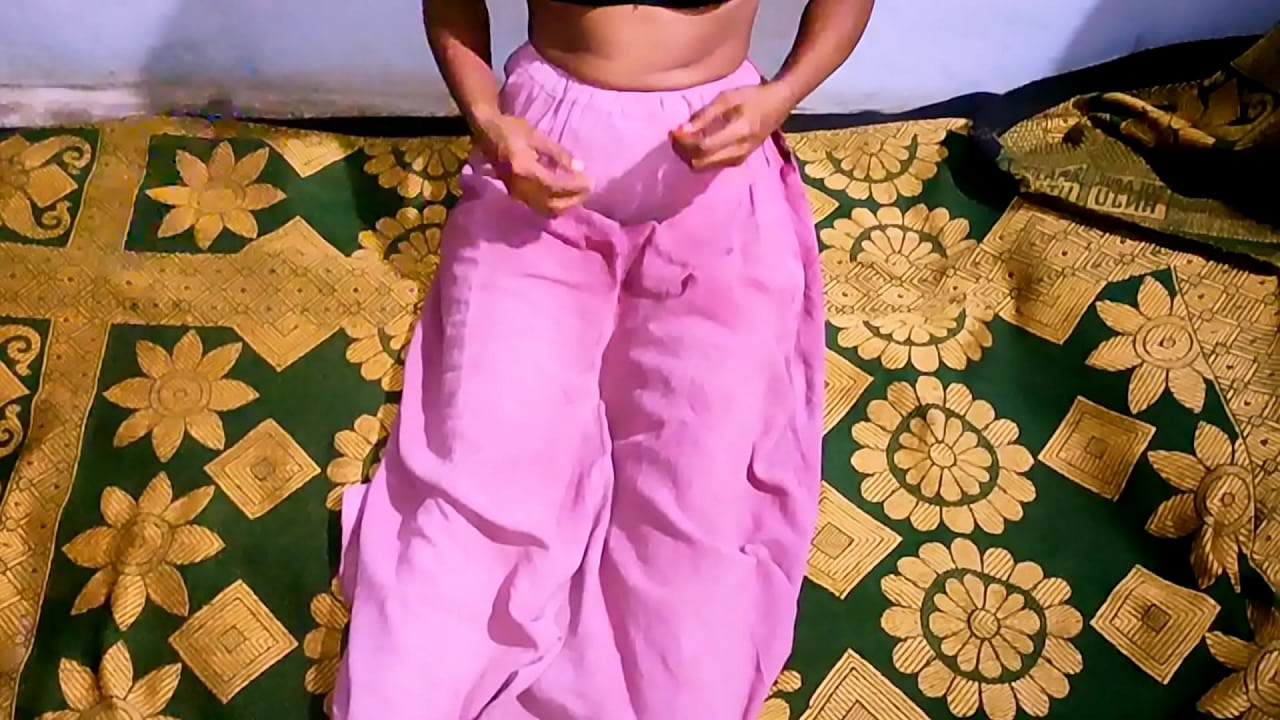 Big ass Indian Bhabhi riding boy cock on the bed