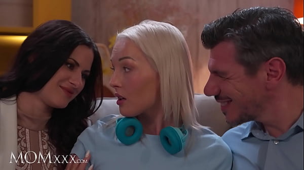 Download Video - MOMxxx Big boobs MILF Billie Star shares hard cock with petite blonde Lovita Fate FFM threesome