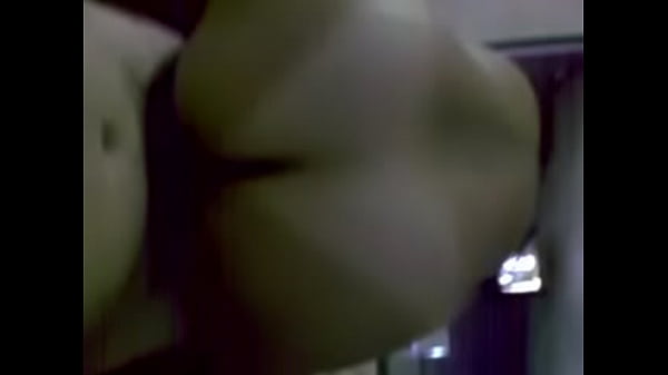 thumb behind