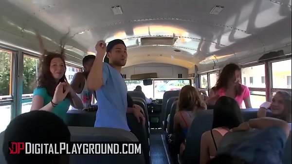 (Kaci Lynn, Keiran Lee) - Steering the Bus Driver - Digital Playground