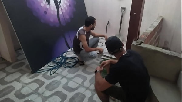 The vivi boss ended up giving her ass to the construction worker! Full video on RED.