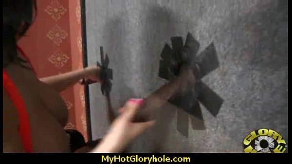 suck dick in gloryhole 1