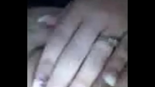 thumb d's pussy