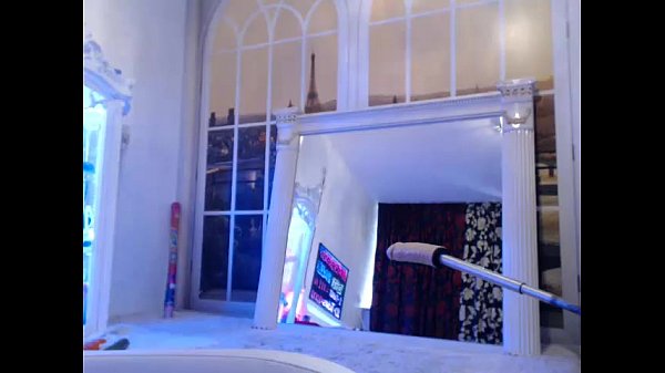 babe siswet19 playing on live webcam -  www.sheer.com/siswet