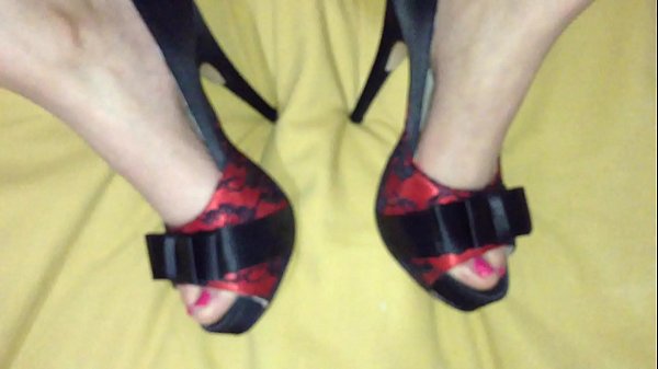 Download Video - Mis pies practicando otro footjob