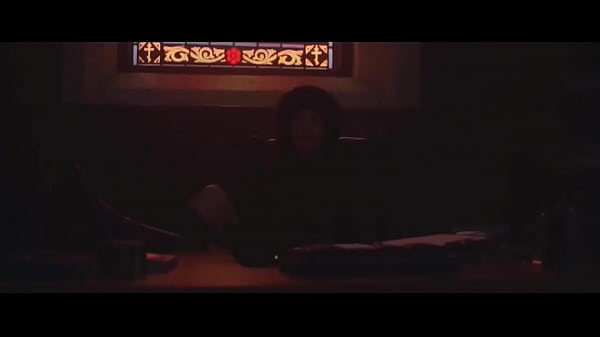 Love gal galot in sex hot red movie