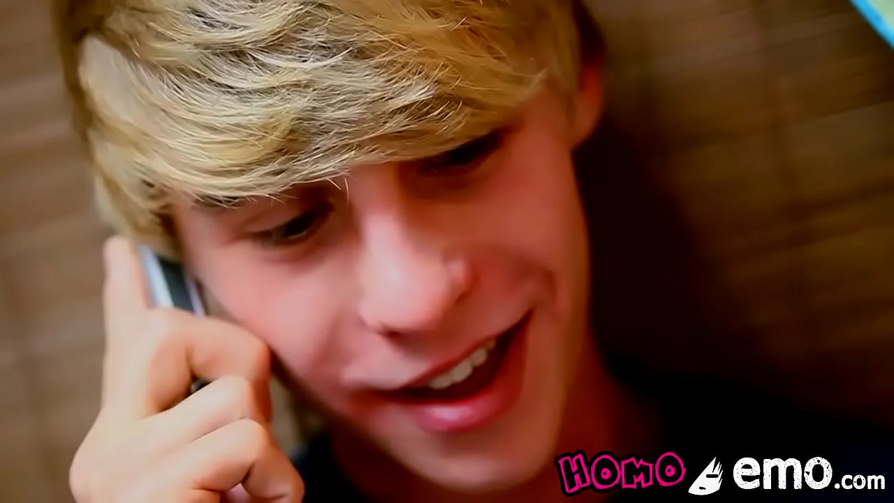 Emo es devorado por el culo por un nerd con gafas
                    anal cumshot blowjob masturbation gay blond twink big cock big dick emo gay sex homoemo young men hardcore gay dustin hawthorne tori andrews muchos negros