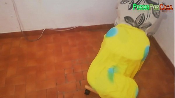 The cleaning girl gives me the ass in exchange for raising her salary