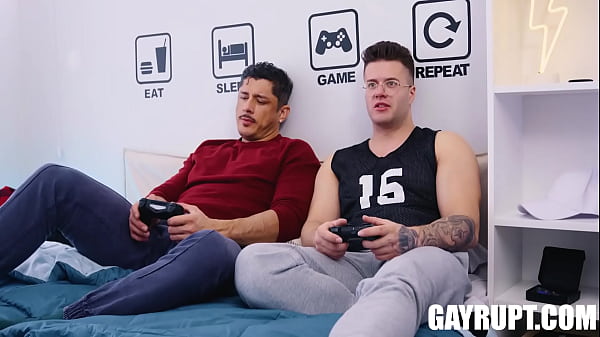Download Video - Gaming Gone Wild&colon; Clark & Rocky's Unexpected Fun