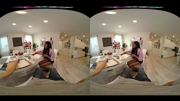 VRHUSH Ebony babe Nicole Kitt needs help studying