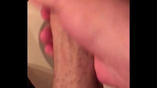 thumb masterbate