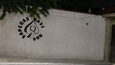 Traiu com o vizinho e ainda foi recheada na pr&oacute;pria casa