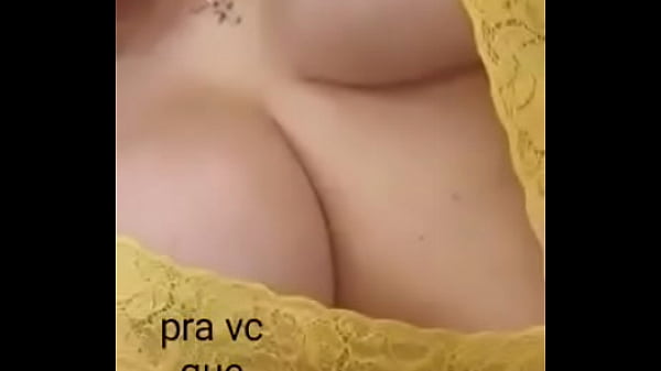Quem &Eacute; essa loira???  Nome dela????
