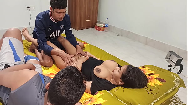 One girlfriend fucked two boye  group sex very hurd