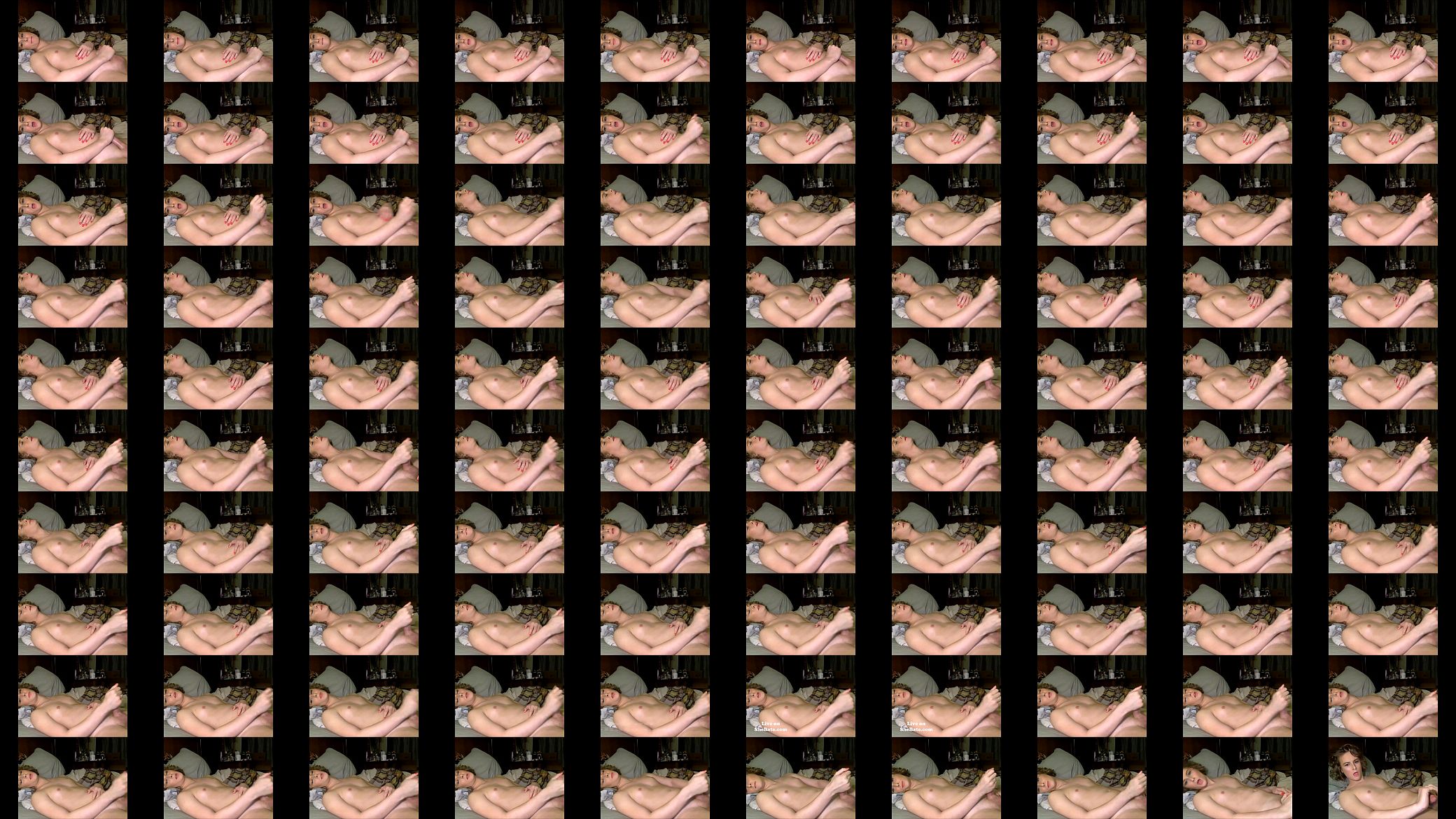 Hot Ginger TS - Solo Masturbating Show 预览图