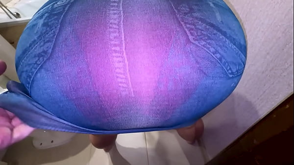 stepson caught his stepmom in the bathroom and fucked her in the ass