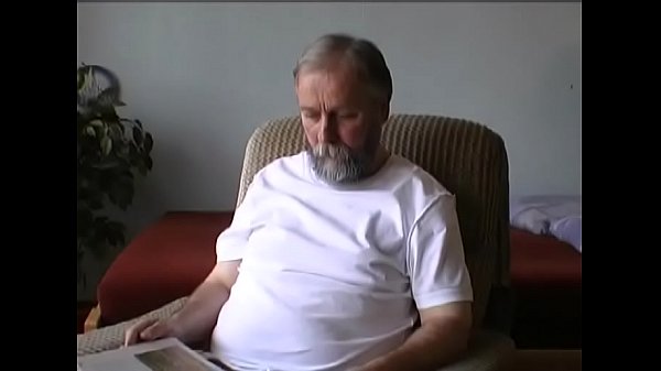 Really skinny amateur babe with petite love muffins rides an old dick