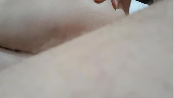 thumb eating sideways