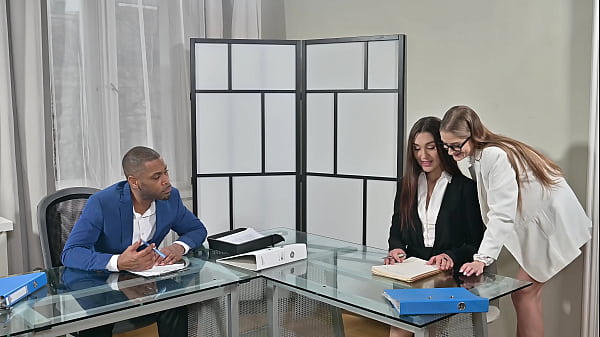 Corporate Trainer Tiffany Tatum Swaps Her Lesson For An Interracial Threesome GP3190