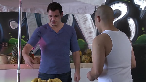 Capri Cavalli And Carla Cox Get It On With A Street Vendor