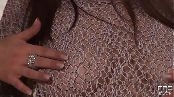 Lucy finger bangs herself!