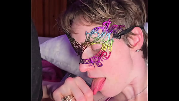 I squirt on his dick so he cums on my pussy