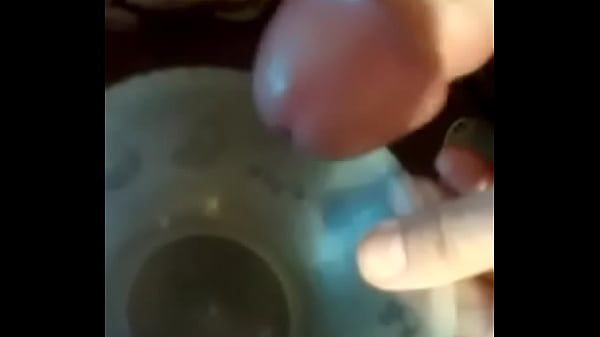 Download Video - No aguante mas y deje salir lechita