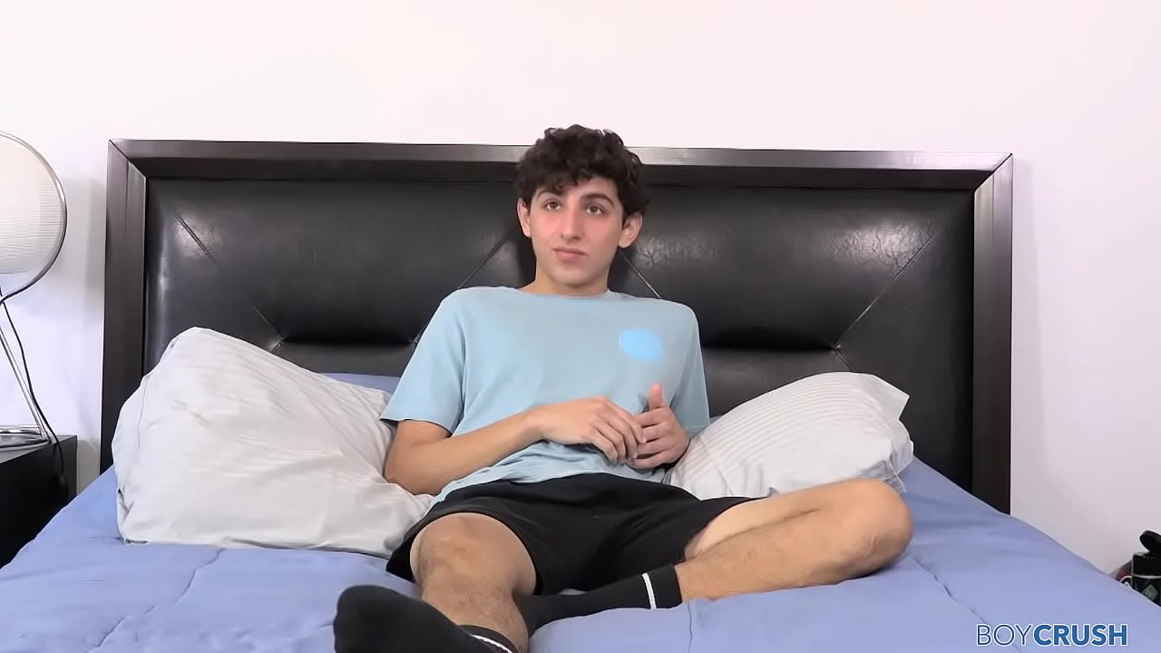 BoyCrush: Carter Ford, el bisexual, se masturba delante de la cámara
                   teen kink jerking off solo masturbation gay sex gay porn gay fetish young men porno gay muchos negros