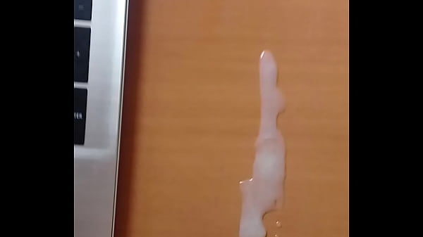 Download Video - Me saco la leche viendo a Adaral8