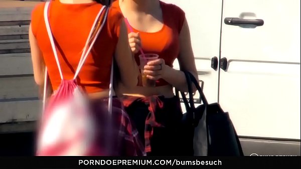BUMS BESUCH - Das deutsche Amateur Babe Jolee Love mit dicken Titten beim Hardcore Ficken
