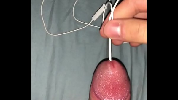 Download Video - Teen inserts long cord in urethra and bladder