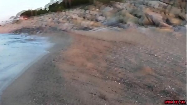 Download Video - DEMO - EmparejadoX - Capitulo 3 - Toma Polla en la Playa- Linda del Sol & Victor Bloom