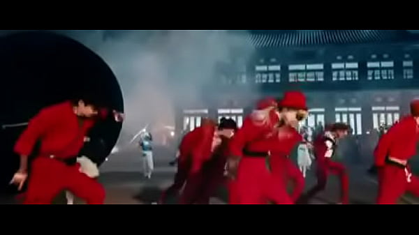 SKZ - THUNDEROUS M/V