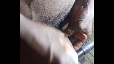 Download Video - Wetjuicypussy1 Sweet masupaytion video of a man in Africa