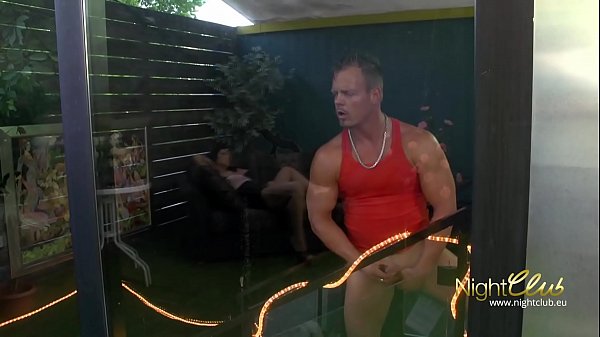 Hammer Tattoo Amateur mega Titten