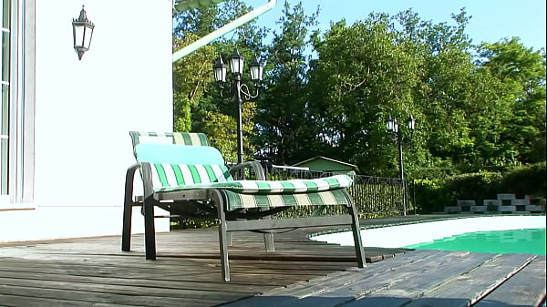 Sunny Gets her Tight ass Fucked !