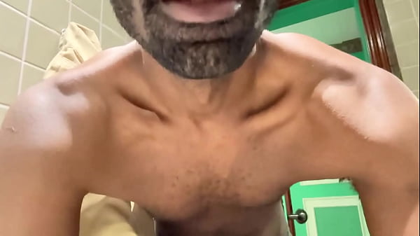 Do you swallow or spit? #cum #fuck 4 sec