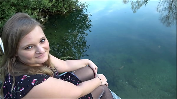 Download Video - Spontaner Outdoor-Quickie am See&excl; WURDE ICH ERKANNT&quest;