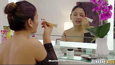 BUKKAKE LATIN - Rosex Argentina with a big ass receives semen from several Peruvians in her first Bukkake
