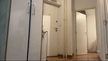 Download Video - I dropped the towel in front of the delivery man again&period; Naked with stranger&period;