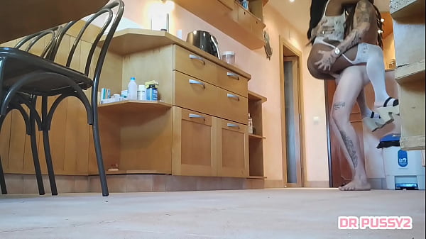BLACK GIRL FUCKED STANDING UP BY HUGE COCK IN HER PUSSY