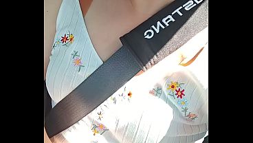 Yannin, a rich woman fondled in the car